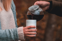 Victor &amp;amp; Victoria IONIC Mug medium